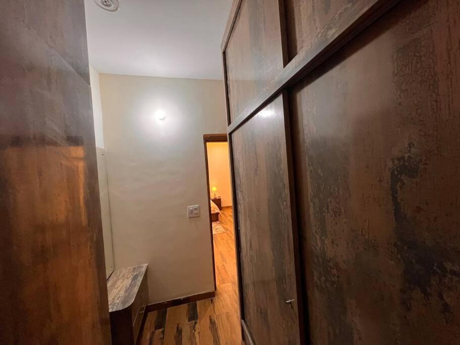 5Bhk Home Away From Home At Ranjit Avenue アムリトサル エクステリア 写真