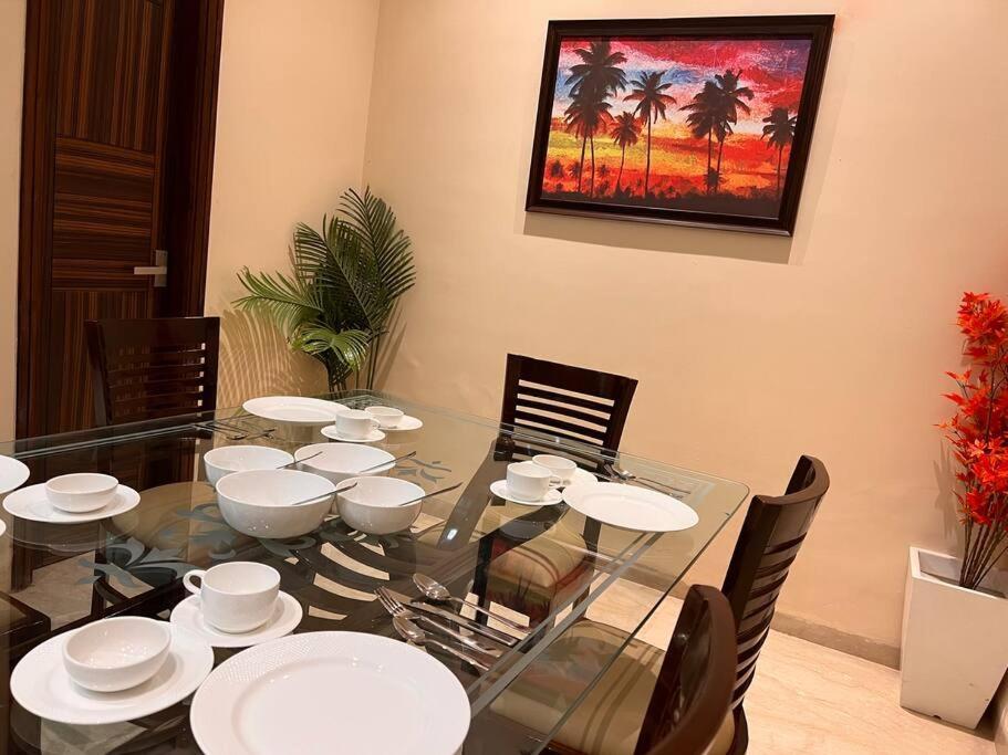 5Bhk Home Away From Home At Ranjit Avenue アムリトサル エクステリア 写真