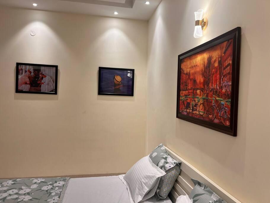 5Bhk Home Away From Home At Ranjit Avenue アムリトサル エクステリア 写真